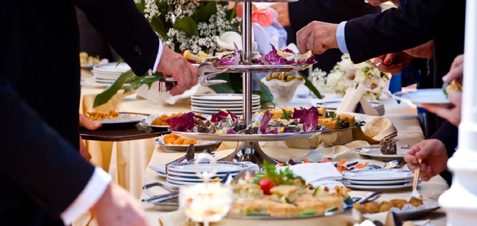 Service traiteur : comment choisir le meilleur pour son événement ?